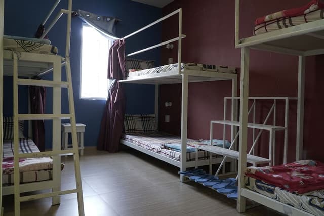 3-Bunk-Bed Room