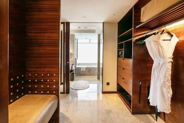 Suite, 1 Bedroom, Lake View