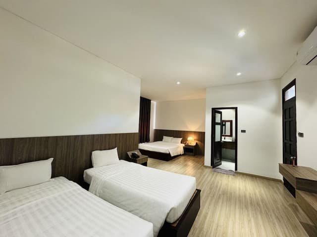 Deluxe Family Room, Garden View (4pax)