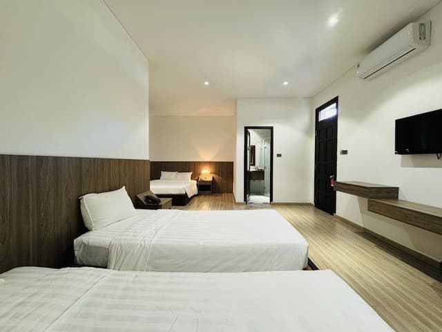 Deluxe Family Room, Garden View (4pax)