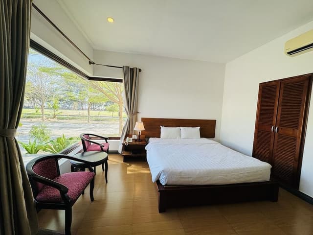 Superior Room, Garden View