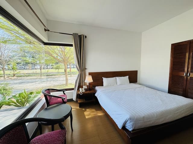 Superior Room, Garden View
