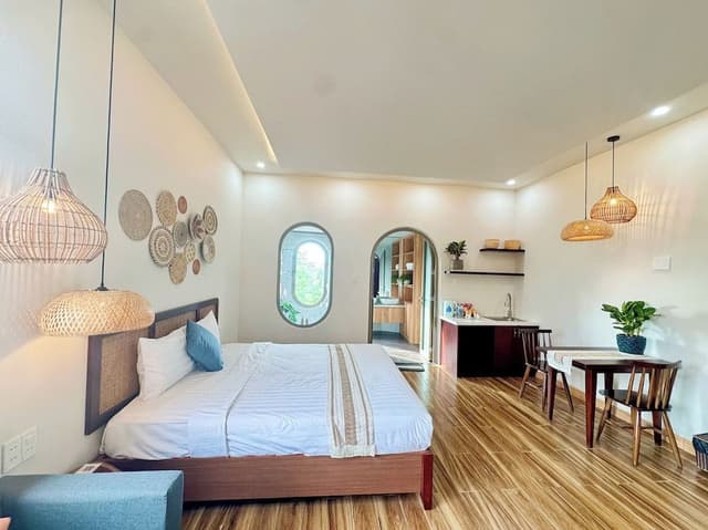 Deluxe Studio, Non Smoking, Bathtub
