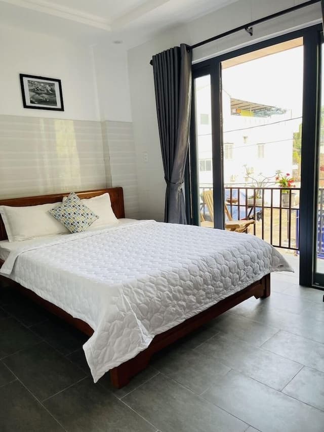 Deluxe Room, Balcony