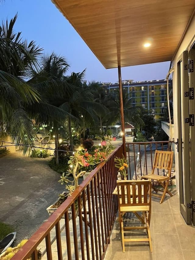 Deluxe Room, Balcony