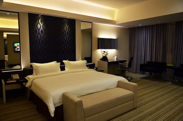 Executive Room