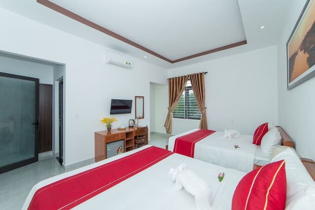 Deluxe Twin Room, Pool View