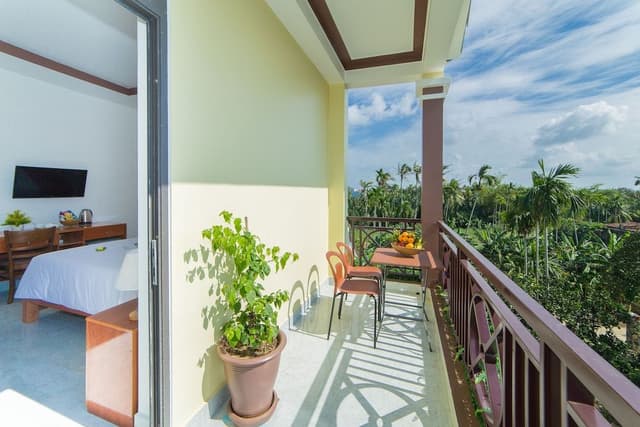 Deluxe Double Room, Pool View