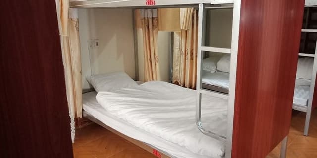 Bed in 4-Bed Mixed Dorm