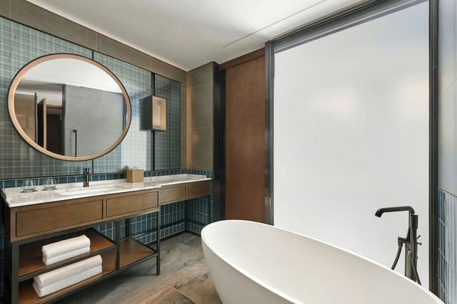 Family Suite, 1 King Bed