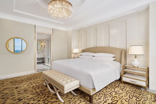 Executive Suite, 1 King Bed