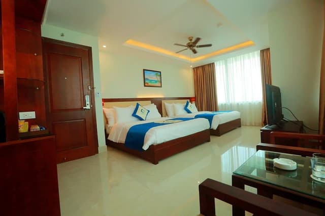 Deluxe Room, City View