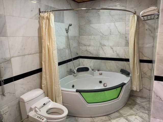 Deluxe Double Room Single Use, 1 Queen Bed, City View