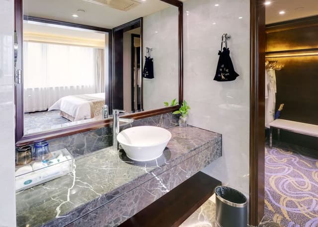 Business Suite
