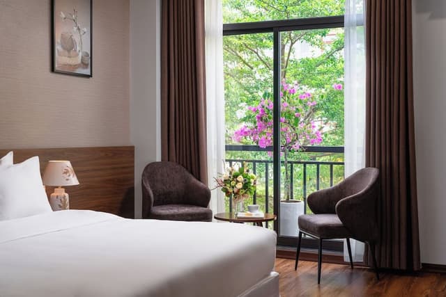 Superior Double Room, Balcony, City View