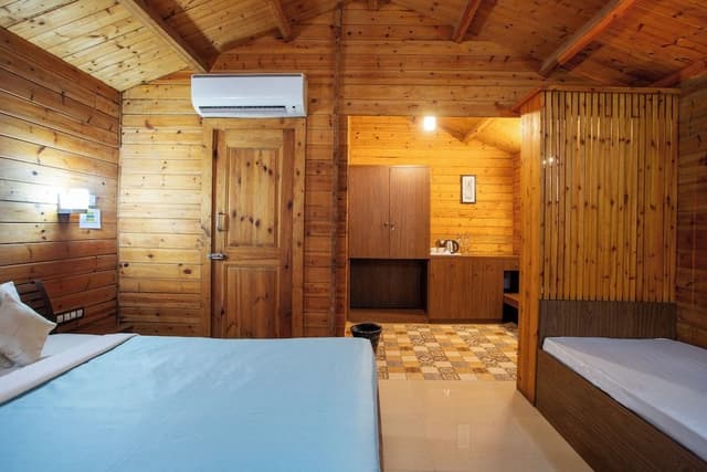 Garden View Chalet