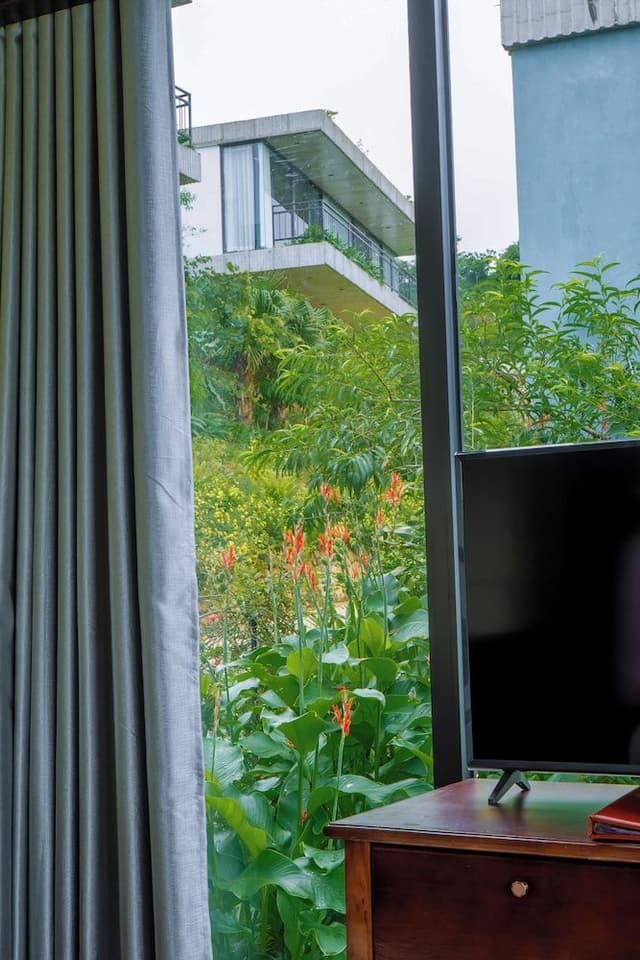 Bungalow, Balcony