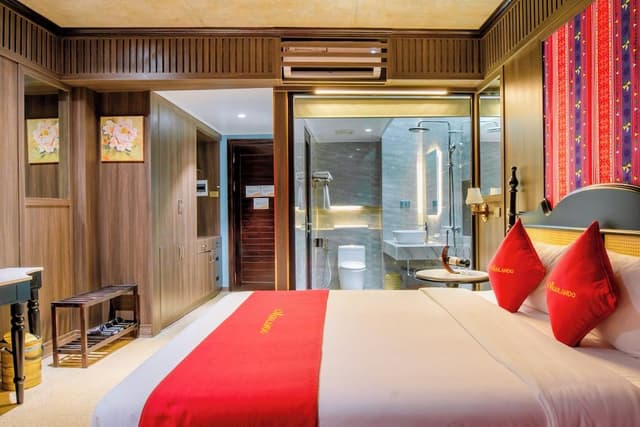 Twin Room, Balcony