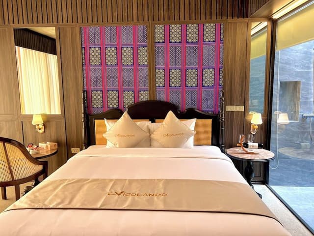 Twin Room, Balcony