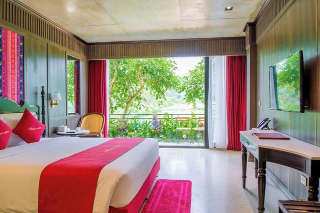 Twin Room, Balcony