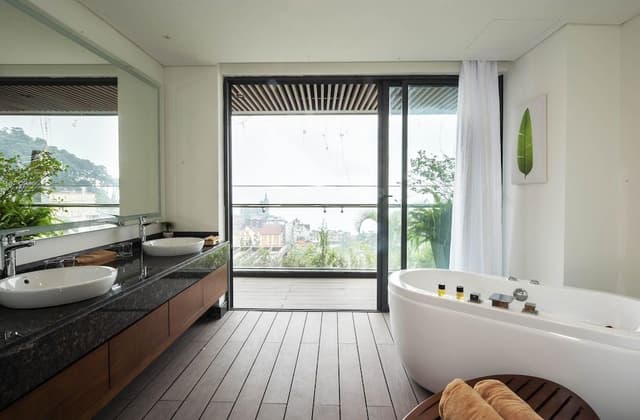 Sofia Suite