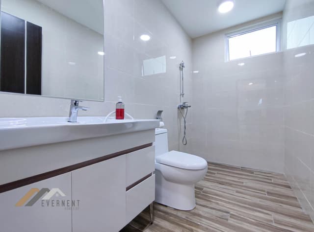 3 Bed Apartment