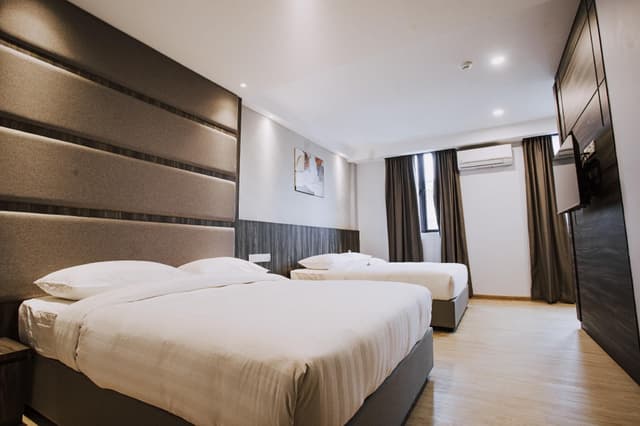 Deluxe Twin Room
