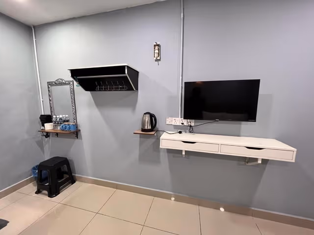 Standard Triple Room without Window