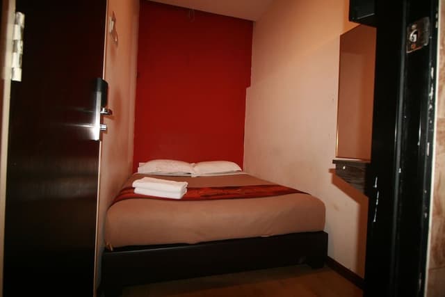 Standard Room (No Window)