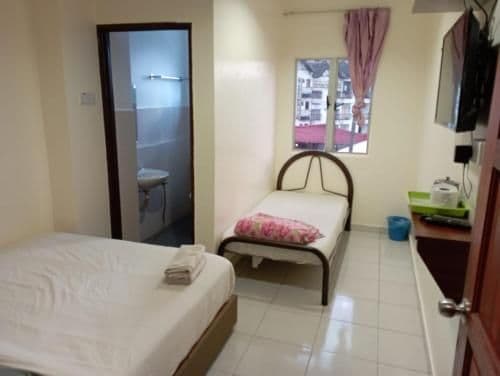 Triple Room