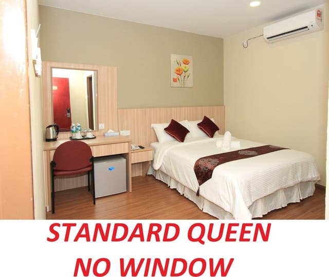Standard Double Room, 1 Queen Bed, No Windows