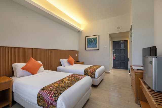 Superior Twin Room