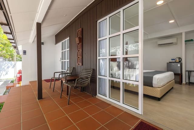 Courtyard Chalet