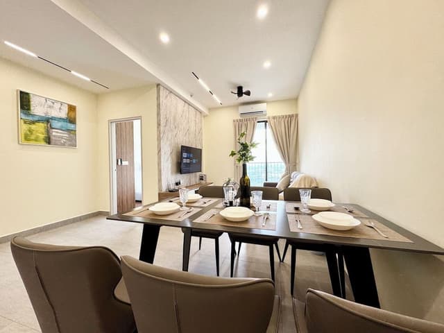 Deluxe Apartment