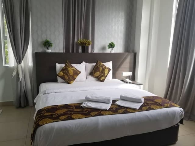 Deluxe Room, 1 King Bed