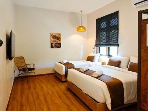 Deluxe Triple Room with Shower