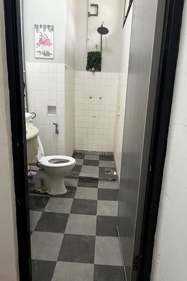 Quad room - single bed 5 pax(Backpacker)