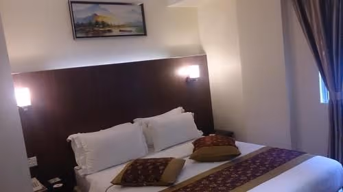 Superior Queen Room
