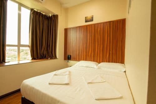 Deluxe Queen Room