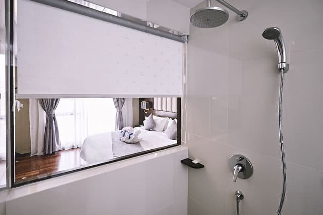 Signature Suite, 1 King Bed, City View