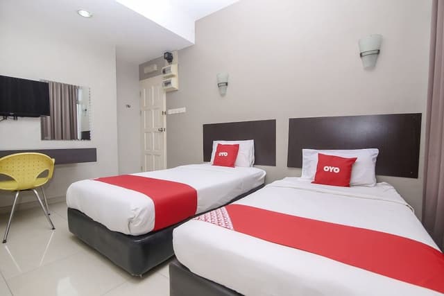 Standard Twin Room