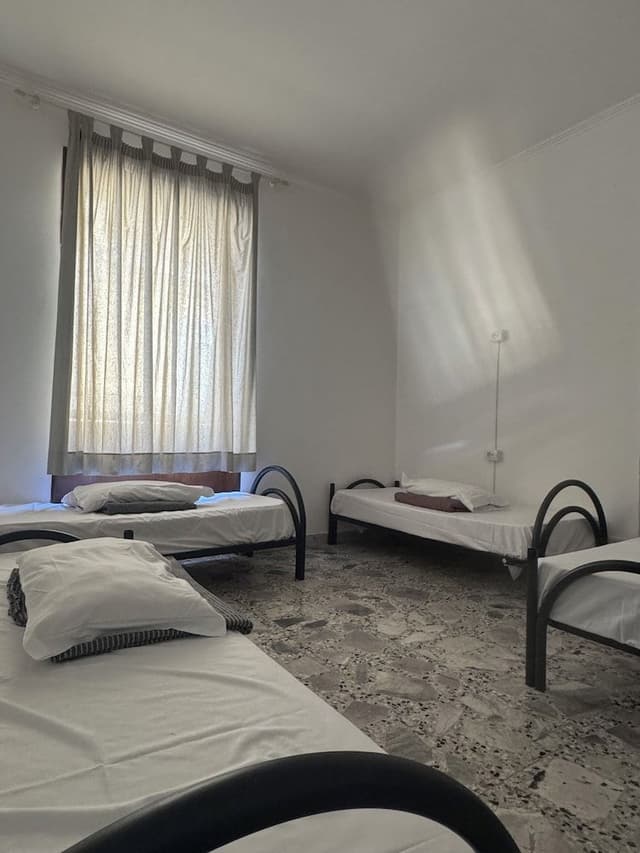 4 Single Bed Female Dorm with Private Bathroom