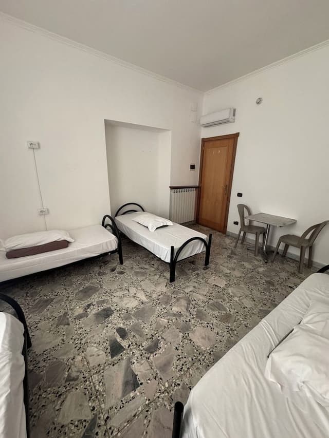 4 Single Bed Female Dorm with Private Bathroom