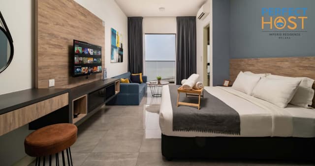 Sea View Queen Studio