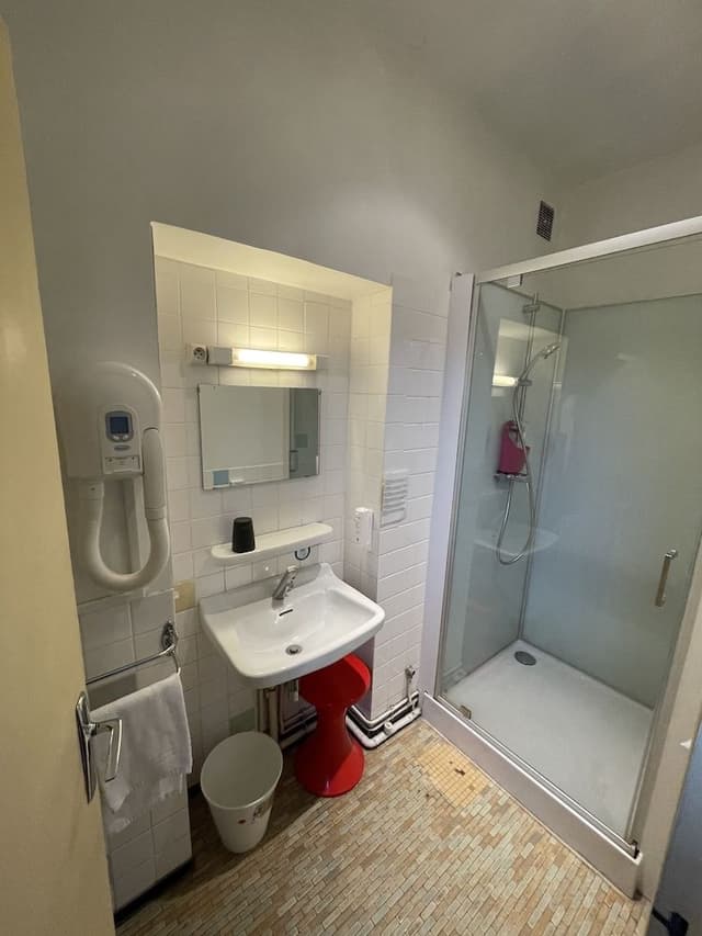 Comfort Room