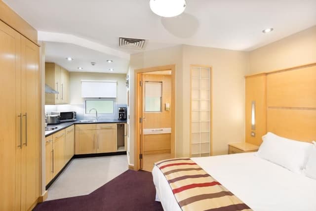 Studio Apartment
