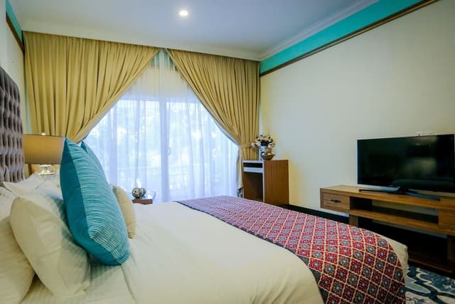 Grand Suite, 1 King Bed with Sofa bed, River View