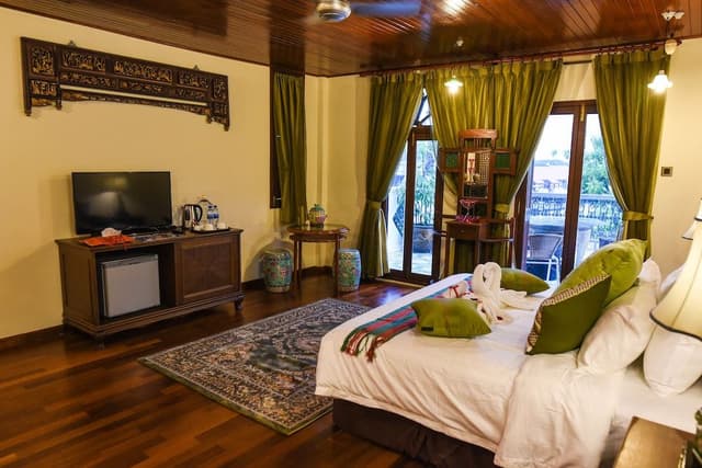 The Grand Harbour Suite