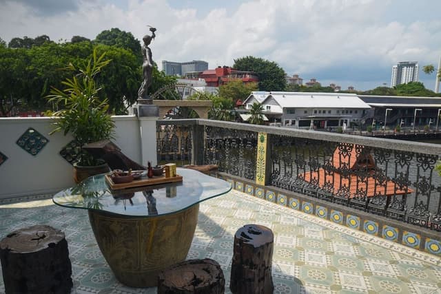 The Grand Harbour Suite