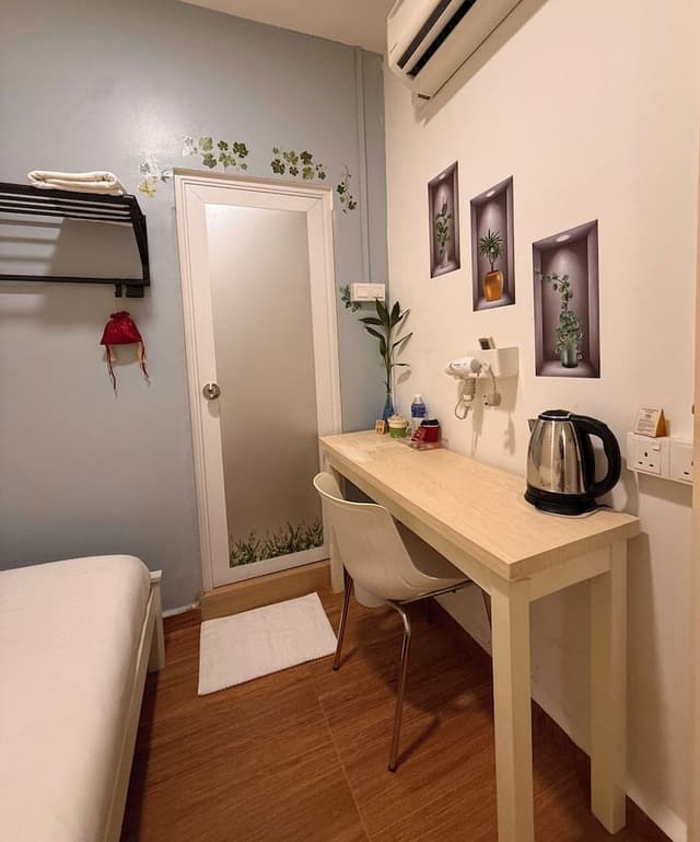 Deluxe Single Room